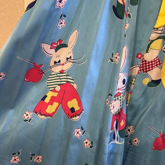 Rare Voom Cartoon Rabbit Print - Picture 7 of 8